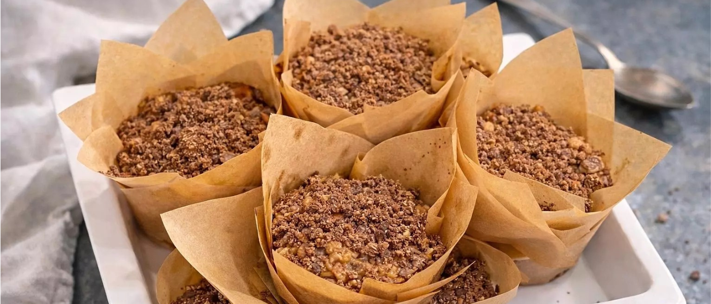 Catie's HTB Applesauce Cinnamon Crumble Muffins